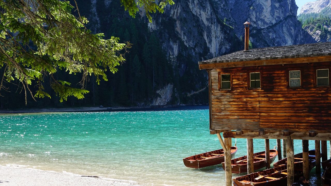 Come Arrivare Al Lago Di Braies Parcheggi E Navette