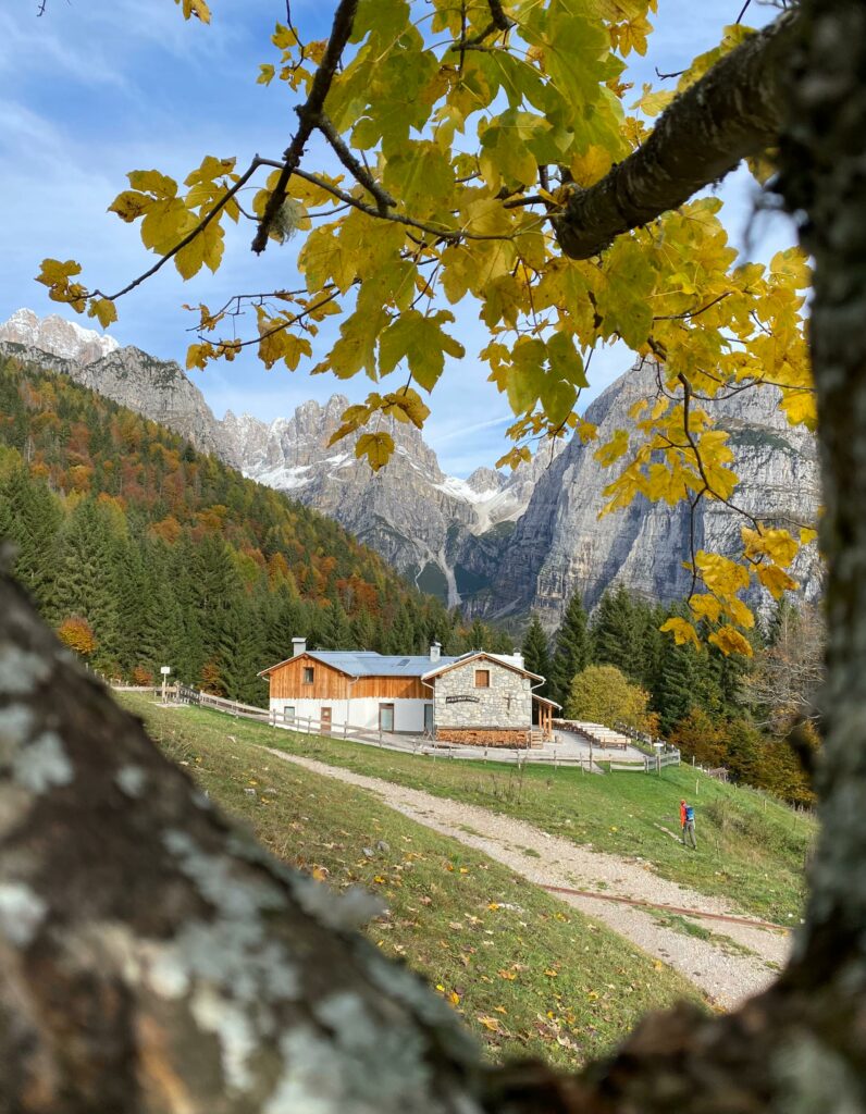 malga andalo nei colori dell'autunno